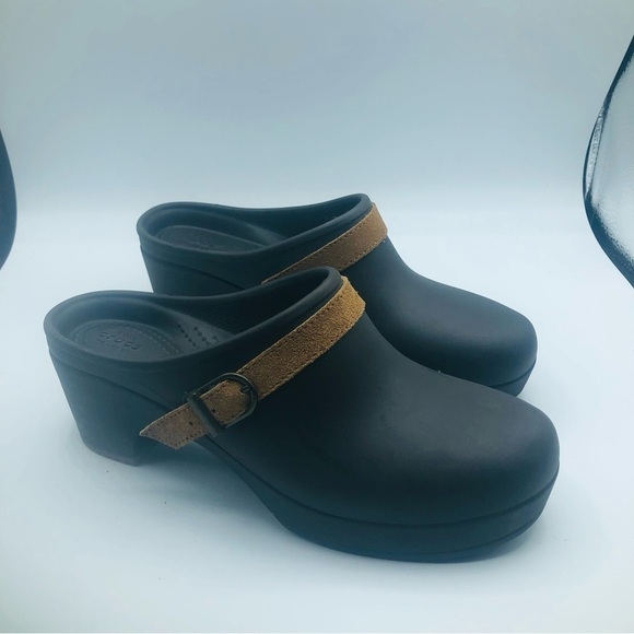 Crocs Women Brown Leather Strap Sarah Mule Clogs Dual Comfort Shoes Size W8‎ - Picture 1 of 7